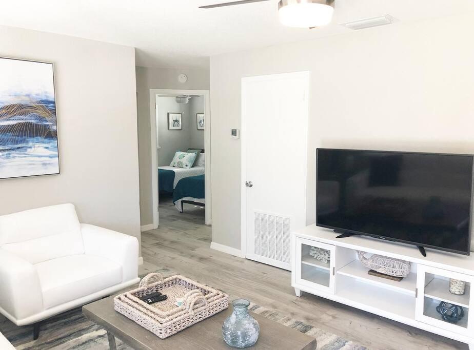 Modern Apartment - 2 Of 4 プンタ・ゴーダ エクステリア 写真